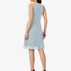 APART Plissé-jurk Lichtblauw -Exporteren Mooie Look Winkel apart plisse jurk lichtblauw 2