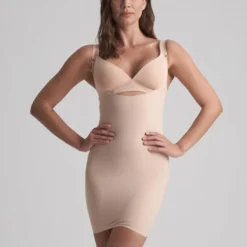Bye Bra Shape-jurk Beige -Exporteren Mooie Look Winkel bye bra shape jurk beige 2