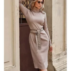 Jurk Donkerbeige -Exporteren Mooie Look Winkel makadamia jurk donkerbeige 2