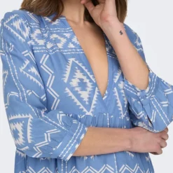 ONLY Jurk "Ally" Lichtblauw/wit -Exporteren Mooie Look Winkel only jurk ally lichtblauw wit 3