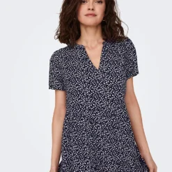 ONLY Jurk "Zally" Donkerblauw/wit -Exporteren Mooie Look Winkel only jurk zally donkerblauw wit 4