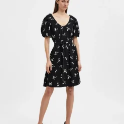 Selected Femme Jurk "Ilva" Zwart -Exporteren Mooie Look Winkel selected femme jurk ilva zwart 2