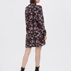 Vero Moda Jurk "Lana" Zwart/meerkleurig -Exporteren Mooie Look Winkel vero moda jurk lana zwart meerkleurig 3