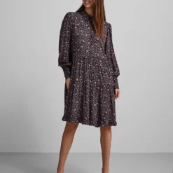 Y.A.S Jurk "Adira" Zwart/paars -Exporteren Mooie Look Winkel y a s jurk adira zwart paars 2